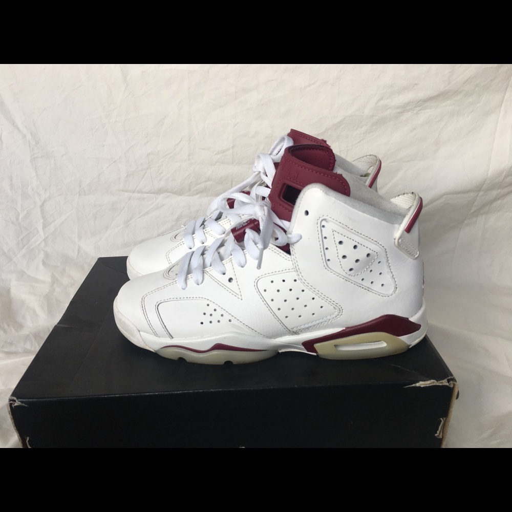 Air Jordan 6 Retro Maroon